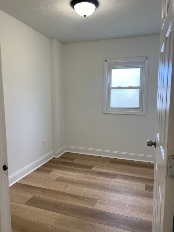 Building Photo - 1517 Tinkertown Ave