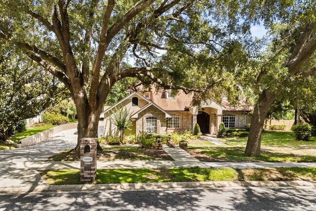 Building Photo - 8800 Torey Pines Terrace