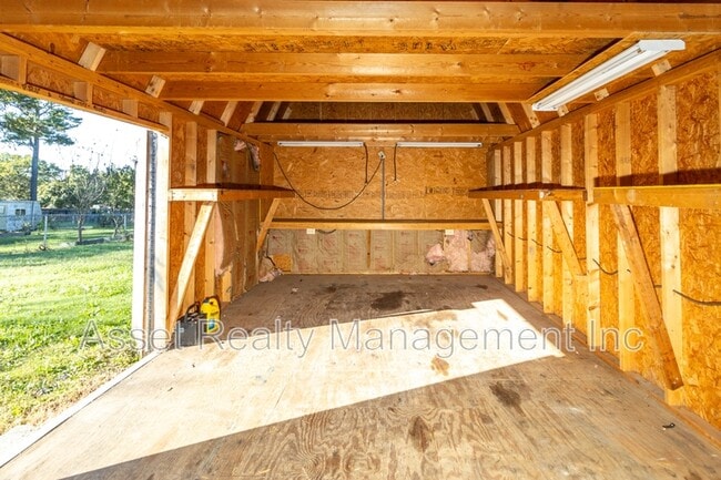 Building Photo - 3023 Rector St
