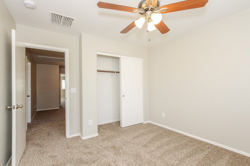 Building Photo - 5412 W Albeniz Pl