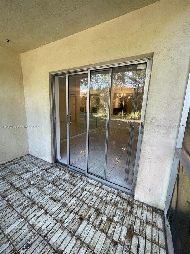 Building Photo - 4384 NW 9th Ave