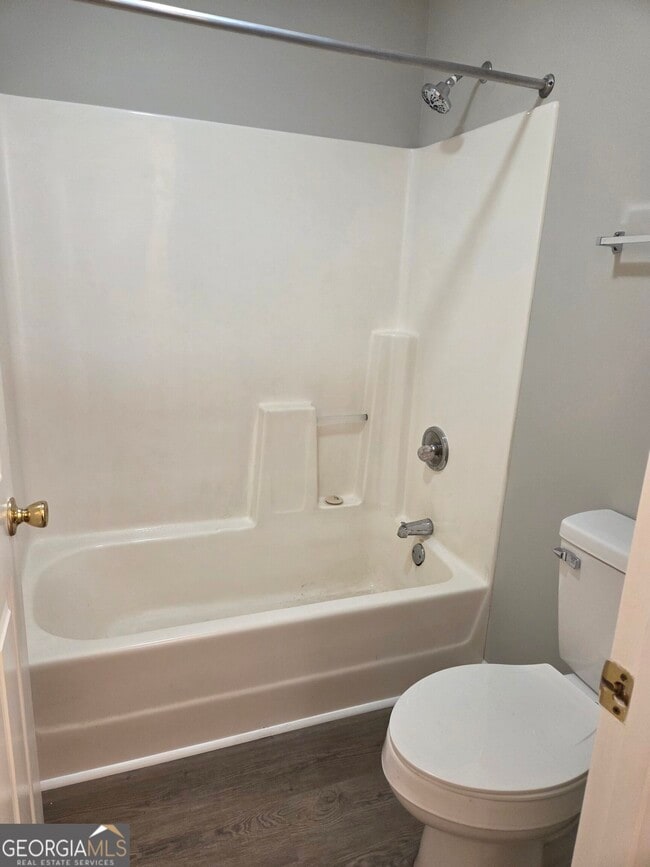 Building Photo - 322 Randolph Dr