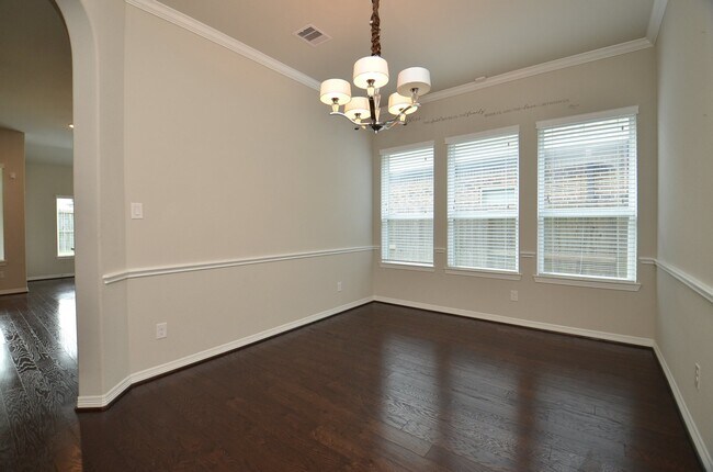 Building Photo - 11134 Honeysuckle Haven Dr