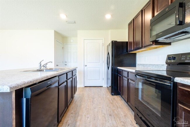 Building Photo - 5888 Southern Bell Court