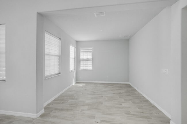 Building Photo - 3167 Illuminate PL