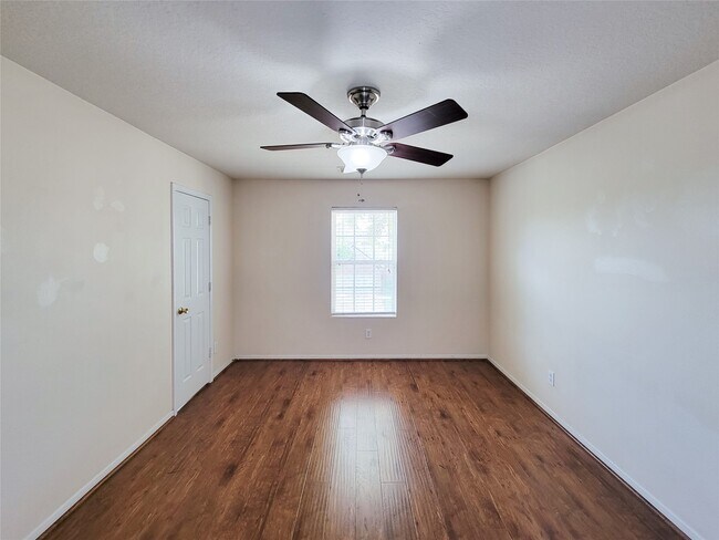 Building Photo - 19626 Hardwood Ridge Tr