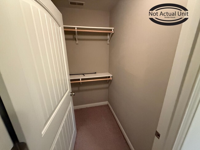 Building Photo - 7437 Noah Ct