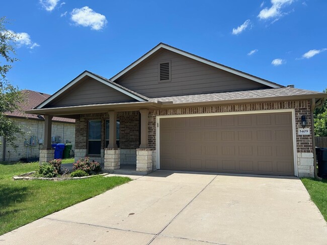 Primary Photo - Updated China Spring ISD Home