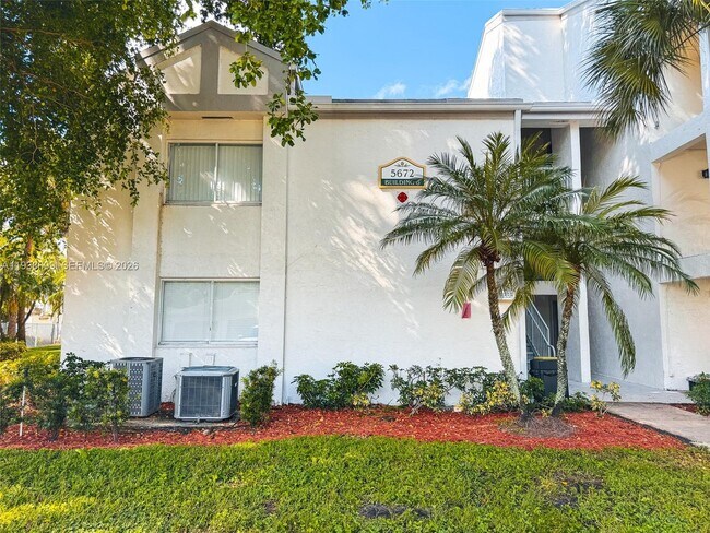 Building Photo - 5672 Rock Island Rd