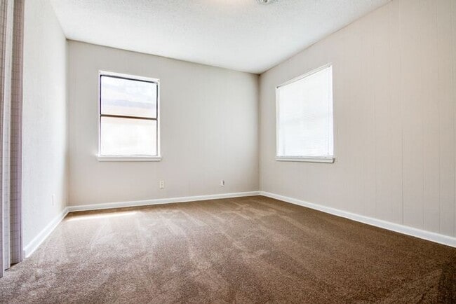 Building Photo - No Application Fees*