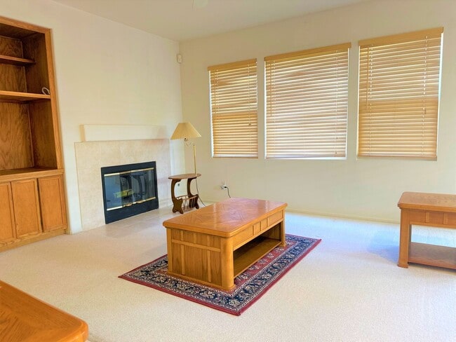 Building Photo - Delightful 3 Bedroom | 2 Bath