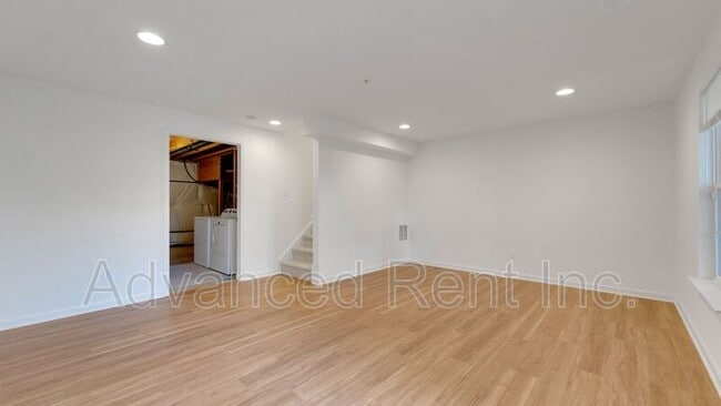 Building Photo - 1404 Roman Ridge Way