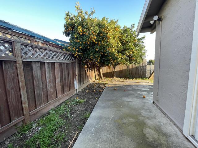 Building Photo - 4 bedroom in San Leandro CA 94579