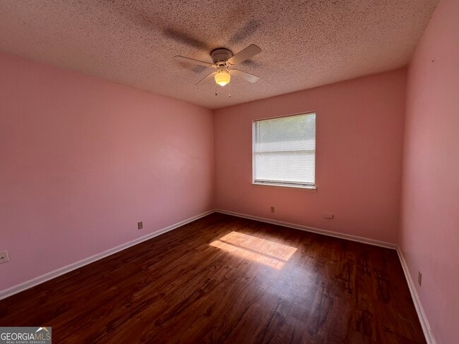 Building Photo - 443 Powderhorn Rd
