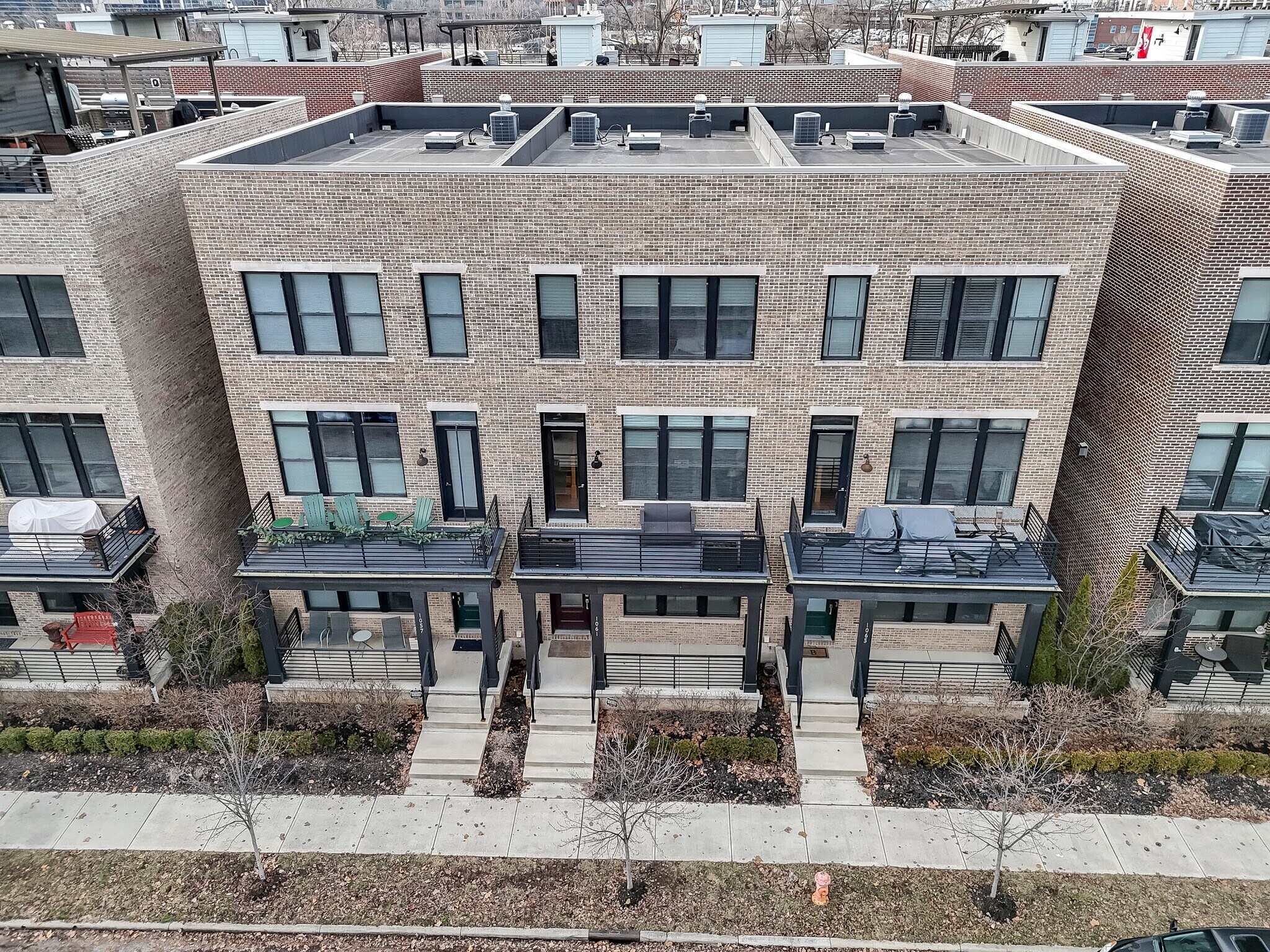 Building Photo - 1061 Harrison Park Pl