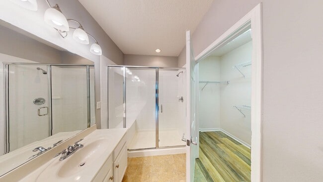 Building Photo - Spacious 2Bed/ 2Bath Condo With Office and 1-Car Garage - Bartram Park - Available NOW!