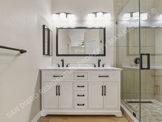 Building Photo - Beautifully Remodeled and Bright in the Perfect Carmel Mountain Ranch Location