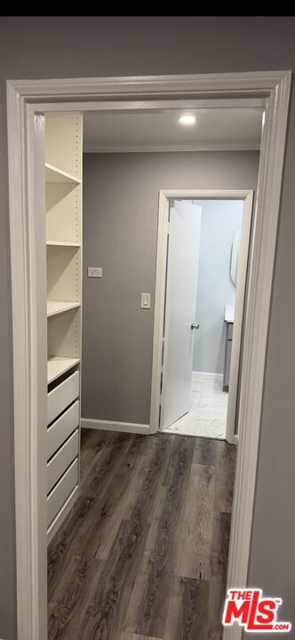 Building Photo - 1510 W Balboa Blvd