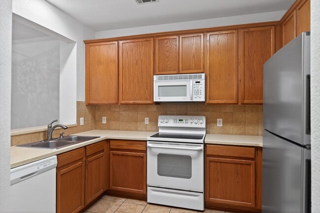 Building Photo - 2642 Grayson Way