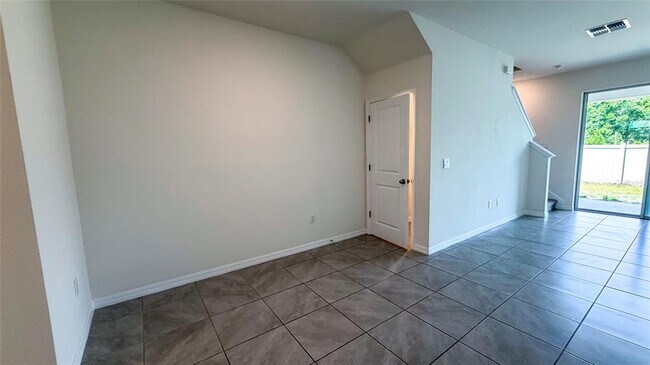 Building Photo - 11071 Crescent Deer Dr