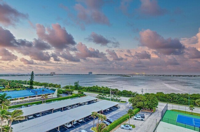 Building Photo - 5460 N Ocean Dr