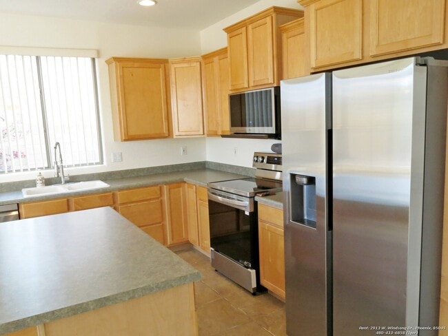Building Photo - 2913 W Windsong Dr