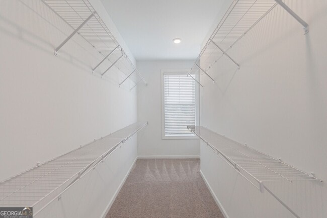 Building Photo - 10744 Davis Dr