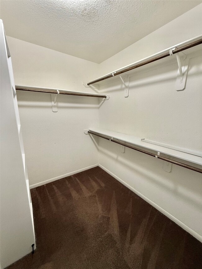 Building Photo - 16538 Twinwalker Drive