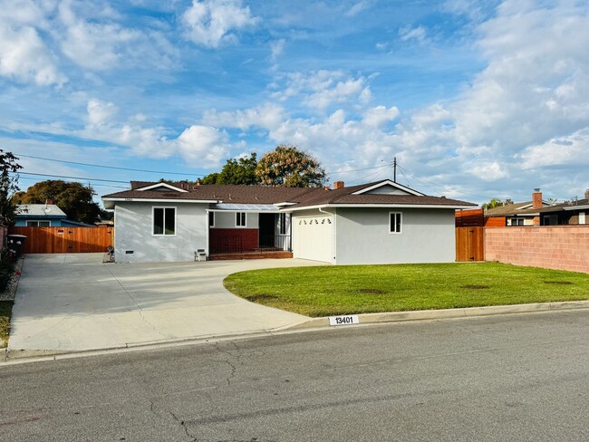 Primary Photo - Charming Remodeled Ranch-Style Home with M...