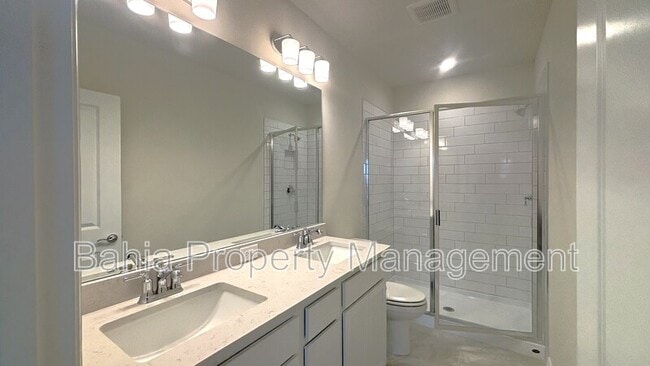 Building Photo - 10318 Evening Horizon St