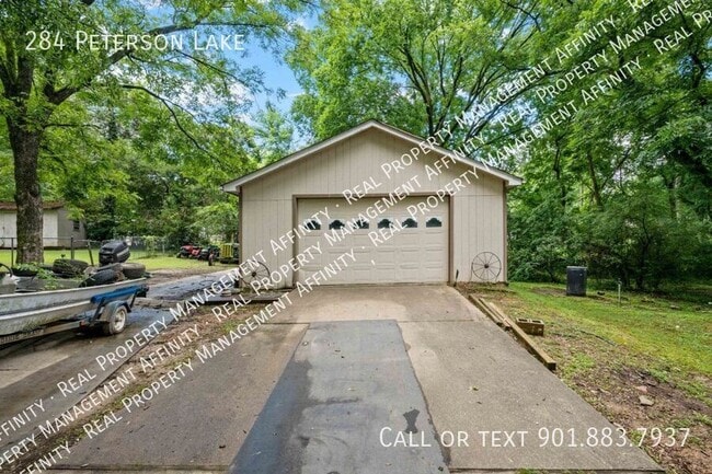 Building Photo - 284 Peterson Lake Rd