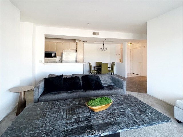 Building Photo - 535 Magnolia Ave