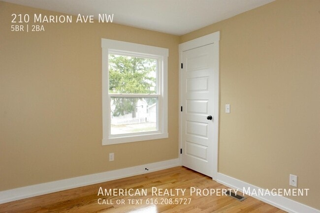 Building Photo - 210 Marion Ave NW