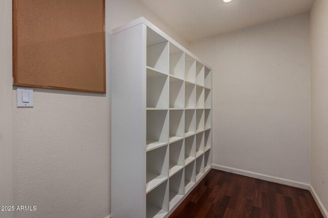 Building Photo - 4 Bedroom 2 Bathroom Scottsdale Ranch Home