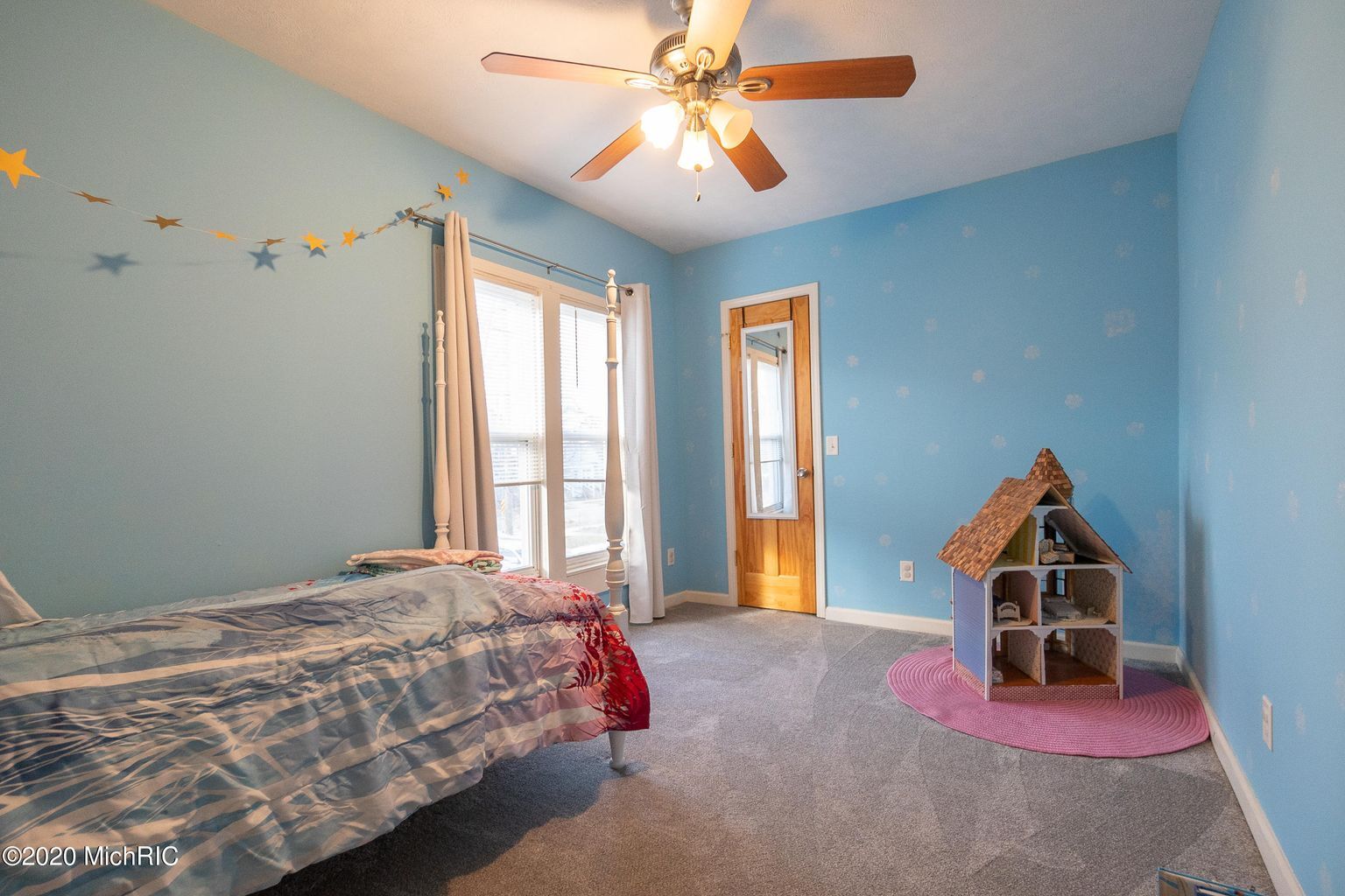 Building Photo - 416 5th St NW