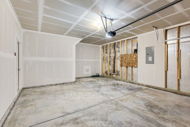 Building Photo - 10834 Penwell Wy