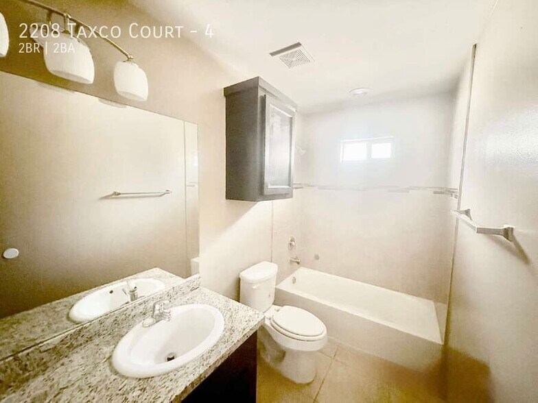 Building Photo - 2208 Taxco Ct
