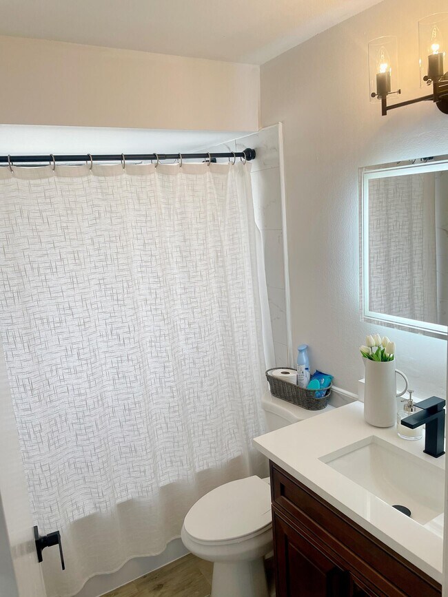 Building Photo - 11903 Sturbridge Ln