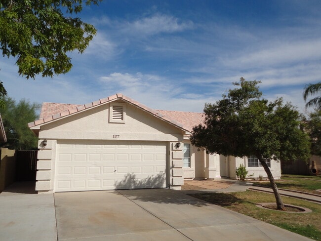 Building Photo - 1177 S Jamaica Way