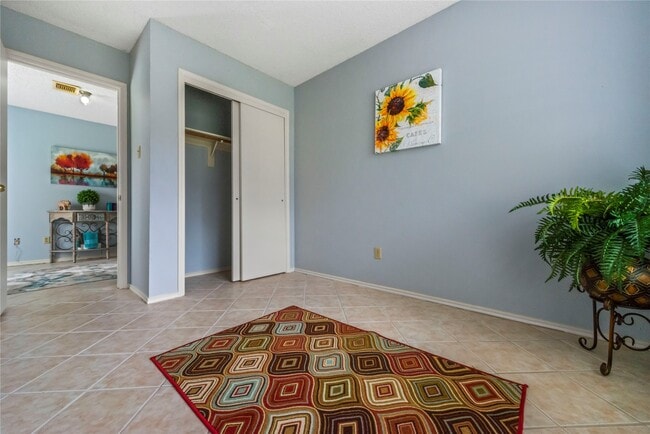 Building Photo - 6426 Whitbourne Dr