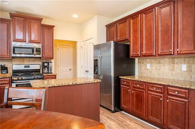 Building Photo - 7761 Sylvaner Ln
