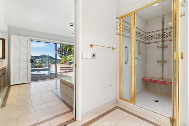 Building Photo - 3713 Dellvale Pl
