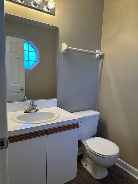 Building Photo - 1996 Camino Ln