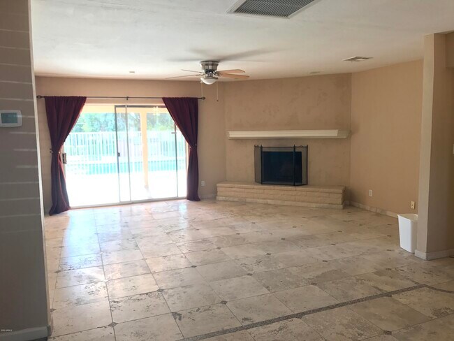 Building Photo - 12018 N Hayden Rd