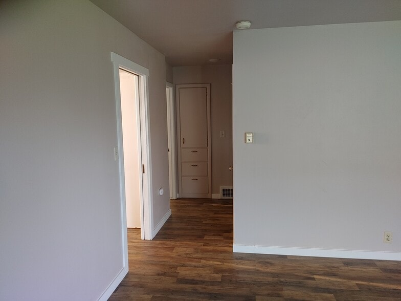 Hallway - 214 E 6Th Ave