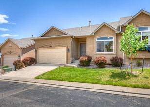 Building Photo - 5607 University Village View