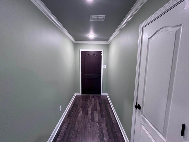 Building Photo - 27 Kasidyann Ct