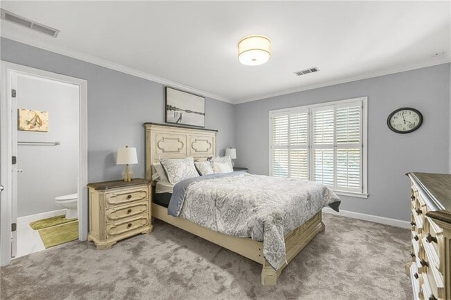 Building Photo - 9800 Foxworth Dr