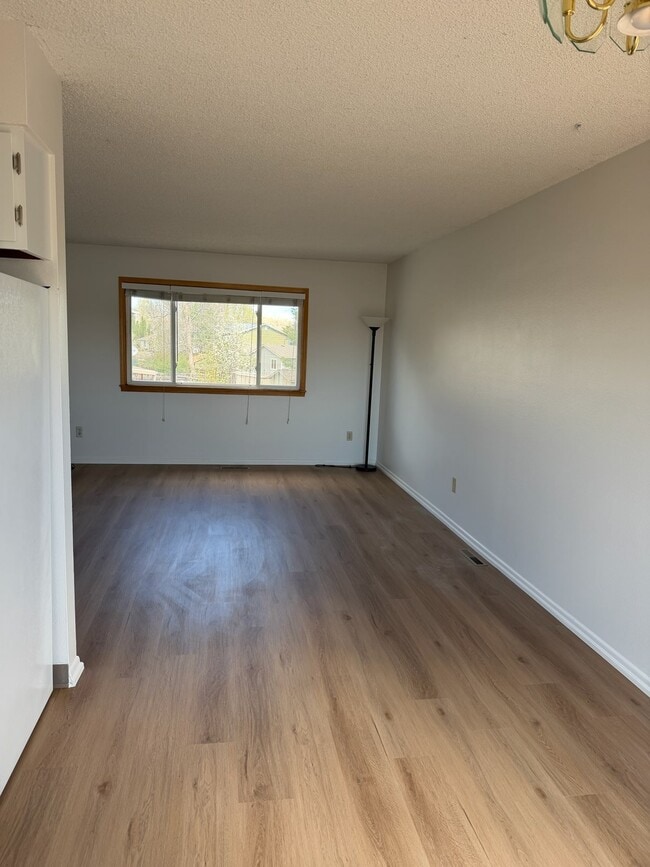 Building Photo - 2613 Cherly St