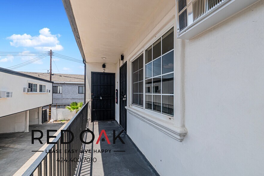 Building Photo - 1540 W 145th St